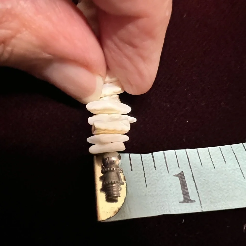 Vintage‎ Mother of Pearl Shell Necklace | White Chip Beaded Beach Jewelry | Boho